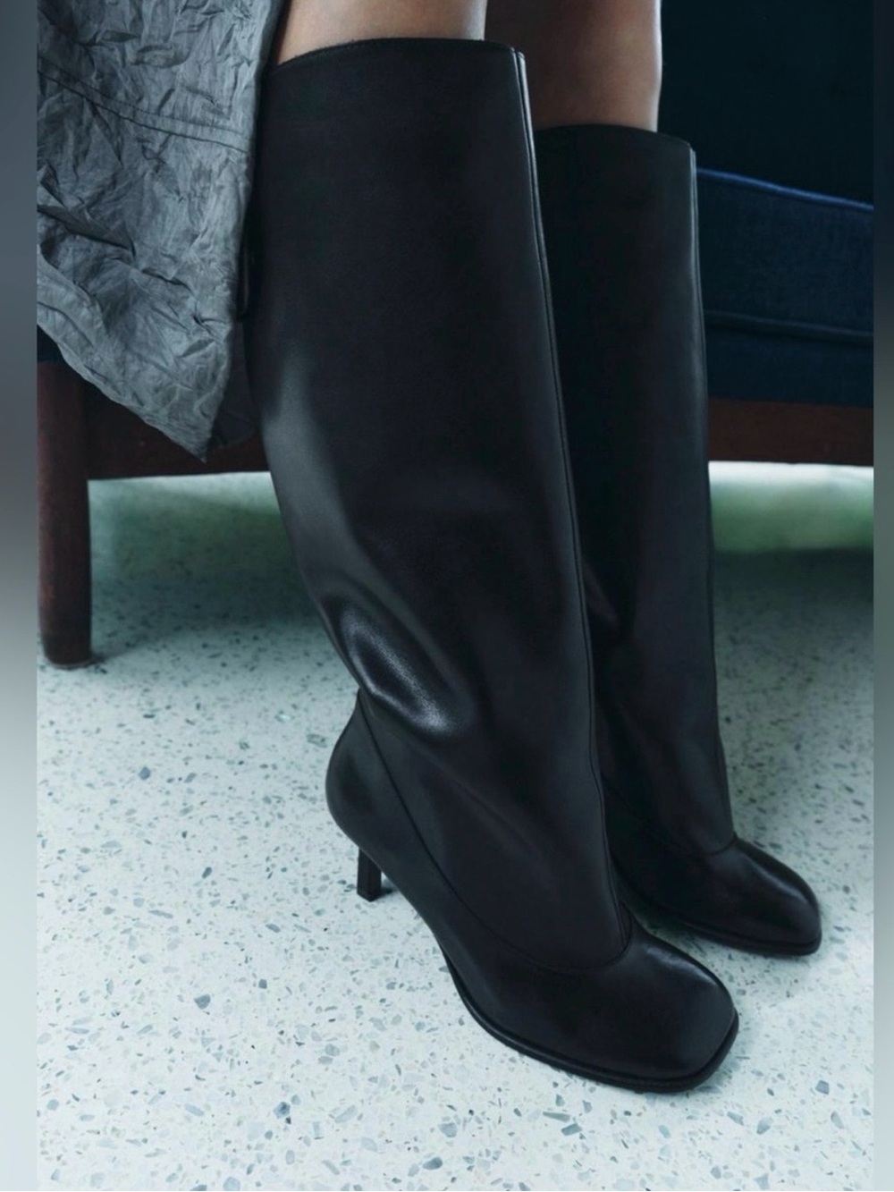 Like new Zara square toe wide shaft black 100% leather boots. Size 40.
